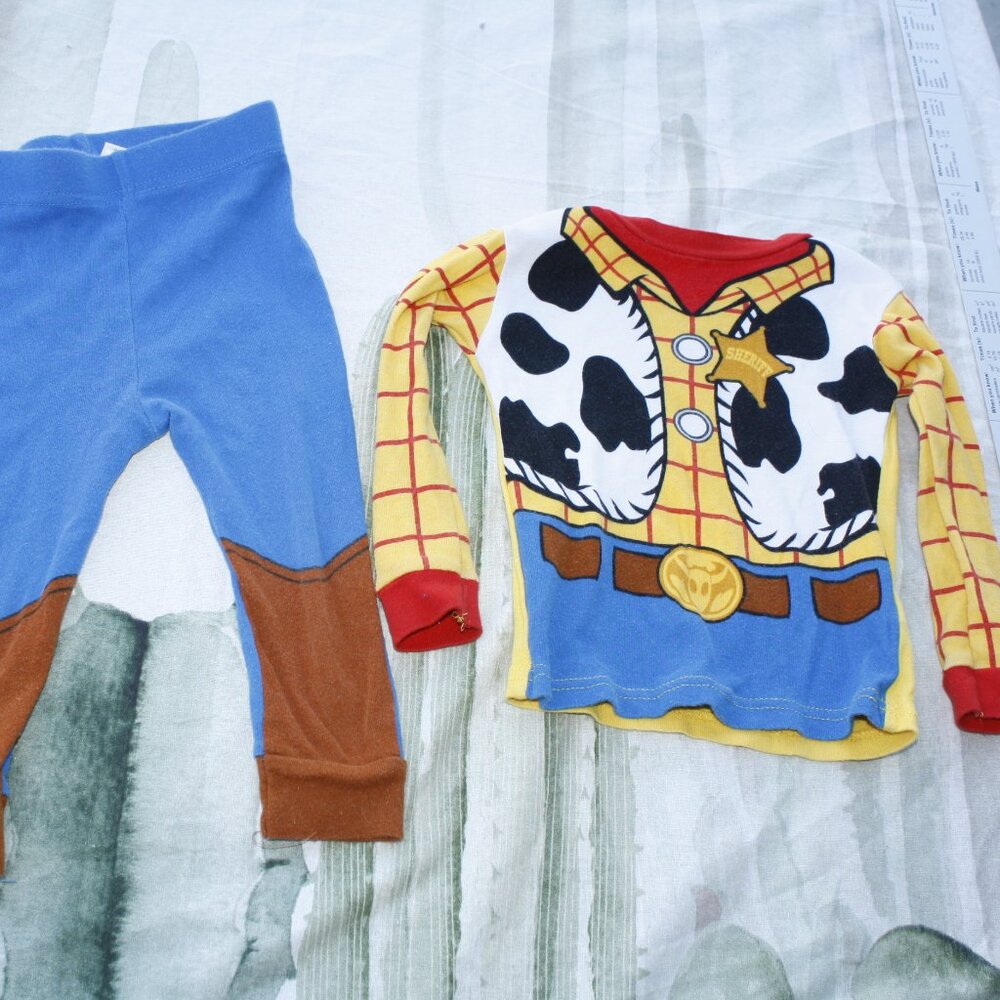 Disney x Pixas Toy Story Pajamas 🌵2T